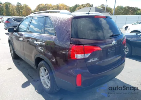 2014 Kia Sorento Lx z USA, uszkodzony, nr VIN 5XYKTCA61EG446728